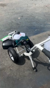 เครื่องตัดหญ้าโครงใหญ่หนา/เครื่องตัดหญ้ารถเข็น 2 จังหวะขนาดเครื่องยนต์ 41.cc เครื่องตัดหญ้า โครงใหญ่หนา ทนทานสำหรับ มืออาชีพ รุ่นประหยัดประกัน6เดือน เทสก่อนส่ง รถเข็น ตัดหญ้า สามล้อ เครื่องตัดหญ้า เครื่องยนต์ เบนซิน 2 จังหวะ สำหรับ มืออาชีพ รุ่นประหยัด