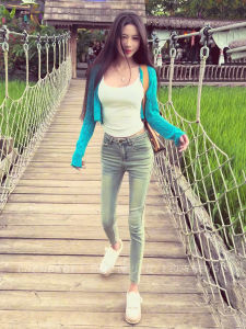 Retro High Waist Slimming Denim Jeans Set with Peacock Blue Knitted Cardigan Chic Summer Fashion Anti-Aging Small Size