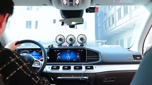 BHQ Car Strong Triple Fan 360° Rotating USB Car Headrest Fan Mini Air Cooler Home Desk Office Car 汽車風扇