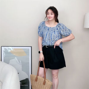 เสื้อเชิ้ตแขนสั้นลายดอกไม้หลวมๆ สำหรับผู้หญิงในช่วงฤดูร้อน สไตล์เกาหลี คอวี ทรงหลวม แขนพอง ผ้าโพลีเอสเตอร์ 69% คอตตอน 31%