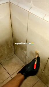 BIG PROMO Terbaru ( 1 liter ) EZYPRO Premium Toilet Cleaner Viral Terlaris Pembersih Kerak Lantai Kamar Mandi / Kloset / Toilet / Bowl Clean / Keramik | wastafel / porselen/  Stainlless Shower Kran WC Pembersih Kerak Noda keramik Serbaguna Kemasan 1 liter