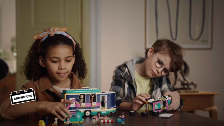 LEGO Friends 41722 Horse Show Trailer Building Kit (989 Pieces)