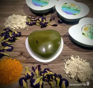 RadheShyams triple herbs blend soap (butterfly pea+ Multani metti(Earth fuller) + kasturi manjal (wild Turmeric) +coconut oil+ castor oil