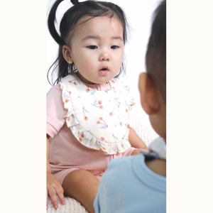 Little Palmerhaus - Muslin Ruffle Bib 1.0 (Celemek Bayi)