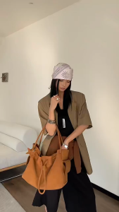 New womens bag Korean version high-end pleated bag single shoulder underarm hand-held large capacity tote bag