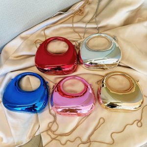 Túi Đeo Chéo Nữ Cao Cấp Chất Liệu PVC Ánh Kim Mẫu Mới 2024 Hình Bán Nguyệt Thích Hợp Cho Tiệc Tùng Dạ Hội Thời Trang