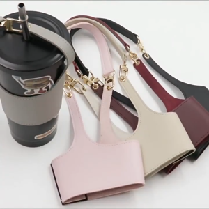 Portable Leather Cup Cover Adjustable Water Bottle Sleeve Bag Leather Carrying Strap Insulating Cups Milk Tea Coffee Cups Accessories