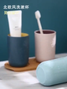 (พร้อมส่ง) ถ้วยแปรงสีฟันแบบพกพาที่วางแปรงสีฟันช่วยรักษาความสะอาดเดินทางสะดวกพกพา G2835