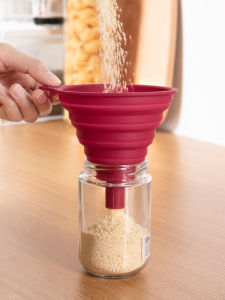 Japanese Foldable Retractable Funnel Silicone Large Diameter Household Kitchen Oil Pouring Wine Filling Dispenser Oil Pouring Bucket