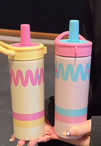 316 ขวดน้ำสแตนเลส 600ml ( 20oz ) พร้อมหลอด พร้อมหูจับ ลวดลายคอนทราสต์สี แก้วน้ำเก็บความเย็น