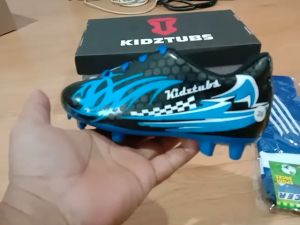KIDZTUBS Sepatu Bola Anak Laki Laki Size 28 29 30 31 32 33 34 35 36 37 KDZ1538112324