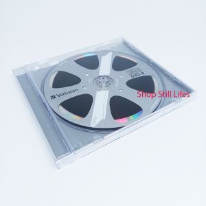 đĩa dvd trắng đẹp sưu tầm trưng bày sử dụng lưu trữ