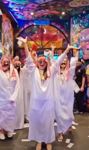 Rambo.One ชุดคอสเพลย์เจ้าชายอาหรับ ชุดคนรวย ชุดเศรษฐีดูไบ Arabic costume cosplay ชุดฮาโลวีน ชุดใส่ปาร์ตี้