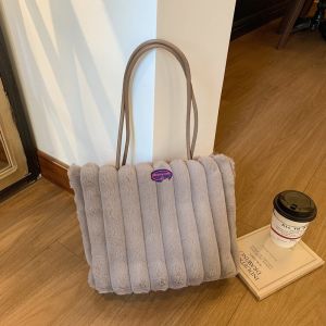 Elegant Plush Handbag Womens Large Capacity Fashionable Versatile Single Shoulder Bag Trendy Casual Simple Style Magnetic Buckle