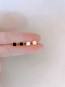 Elegant Black Square Small Stud Earrings for Women Pure Silver Ear Cuff Fashionable Geometric Design Couple Jewelry