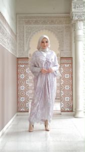 KAFTAN VISCOSE LACE by Diana Batik Trusmi