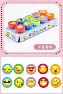 10pcs Cartoon Pattern Stamp Cartoon Smiling Face Childrens Clip and Paste Toy Stamp DIY Painting Photo Album Decoration