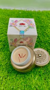 Kèm serum dưỡng Kem nám Saffron - Lựa chọn hoàn hảo cho làn da bị mụn nám thừa sắc tố cải thiện da xỉn màu