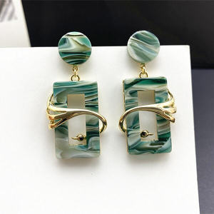 Elegant Geometric Square Green Fashionable Hoop Earrings for Women Lightweight Luxury Silver Needle Fresh out New Model
