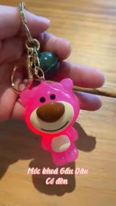Móc Khóa Gấu Dâu Có Đèn LINDO Móc Khóa Xinh Xắn Quà Tặng Đáng Yêu Treo Balo Cặp