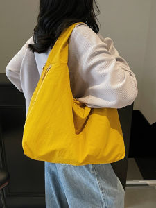 Casual Large Capacity Nylon Bag Womens Armpit Shoulder Bag 2025 Super Popular Korean Style Artistic Leisure Shopping Bag