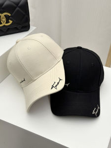 หมวกเบสบอลทรงสี่เหลี่ยมแข็งลายเซ็นนักแสดงดังสำหรับผู้ชายและผู้หญิง สไตล์ลำลอง ปี 2024 ฤดูใบไม้ผลิ ฤดูร้อน ฤดูใบไม้ร่วง ฤดูหนาว