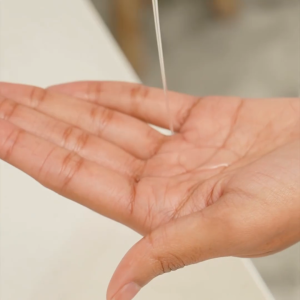 EQQUALBERRY-pool toner 300ml fresh oil control reduces pores hydrates and balances water and oil