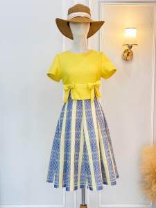 เดรสผ้าทอลายอัดกาวแต่งโบขอบเอว