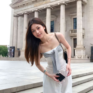 CHANGTONG | 2026 Fashionable Striped Tube Top Slimming Crop Top