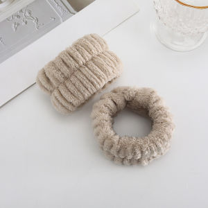 2pcs  Fashion Wash Face and Wrist Band Absorb Water Sweat Wiping Bracelet Hairband Moisture Proof Sleeve Wrist Guard