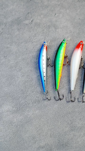 10CM 9.5G Minnow Fishing Lure Sinking Suspending Hard Bait Long Casting Trolling Lure 3 Colors for Sea River Lake Fishing