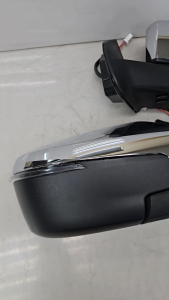[READY STOCK] Isuzu D-Max Dmax X-Terrain 2021-2026 Door Side Mirror Auto Electric Cermin Sisi Chrome (7 Wire) D-Max RG01