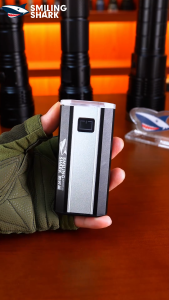 SMILING SHARK LED * 2ไฟจักรยานสว่างสุดๆไฟจักรยาน6โหมดแสงสีขาว Type-C แบบชาร์จไฟด้านหน้ากลางแจ้งกันน้ำไฟจักรยานขี่จักรยานกลางคืน SD7126