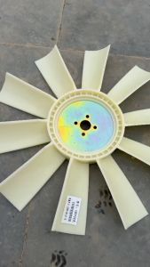 Cánh quạt 10 cánh cổ trong 28 phủ bì cánh 52 lắp cho xe ô tô quạt tán nhiệt két nước xe ô tô máy móc công trình các loại