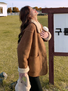 Double-Sided Wear Suede Lamb Fur Jacket Womens Winter Small Size 2025 New Thickened Integrated Cotton Coat Polo Collar Button Closure