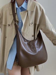 ELACCENT กระเป๋าสะพายข้าง กะเป๋าสะพายญิง กระเป๋ากระเป๋าสะพายไหล่ผู้หญิงกระเป๋าทรงสี่เหลี่ยมมีหูหิ้วสะพายไหล่ความจุมากแนวอินเทรนด์ระดับไฮเอนด์นักศึกษา กระเป๋าสะพายผญ กระเป๋าสะพาย กระเป๋า สะพาย ข้าง