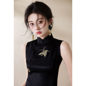 Chinese Style Golden Butterfly Elegant Unique Simplistic Slimming Cheongsam