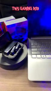 Promo TWS Headset Bluetooth Gaming M28 f9-5 m10 5.0 Earphone Stereo Digital Display Wireless Headset 2in1 with Powebank 2000mah