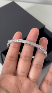 ITS ME กำไลข้อมือเงินแท้92.5% ประดับเพชร cz Free size 6.5-6.8 นิ้ว (เนื้อเงินแท้)