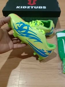 KIDZTUBS Sepatu Bola Anak Laki Laki Size 28 29 30 31 32 33 34 35 36 37 KDZ1324112424