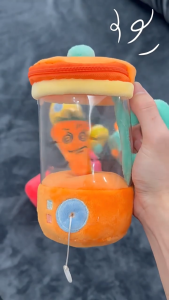 ของเล่นเครื่องปั่น วันเวย์ เชือกรูด หมุนการ์ตูนผลไม้คั้นน้ําผลไม้ของเล่นตุ๊กตาตลกแตงโม/ส้ม/กล้วยกระเป๋าจี้ยัดตุ๊กตาของเล่นเด็กของขวของเล่นตลกๆส่งของขวัญให้เพื่อนๆ