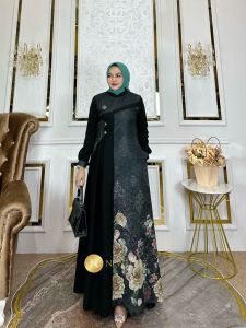 Black series dress by New lusy SALE