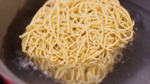 BaYin Instant Non-fried Noodle Minced Pork Flavoured 100g x 5packs