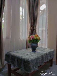 Taplak Meja rumbai Segi Panjang 100x50x20cm Berkualitas