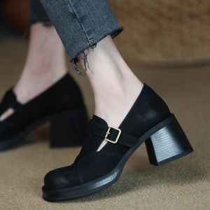 รองเท้าส้นสูงแบบหัวมนทรงกลมสไตล์ย้อนยุคสำหรับผู้หญิง ฤดูใบไม้ร่วง 2025 รองเท้าส้นหนาแบบใหม่พร้อมหัวเข็มขัด รองเท้าส้นสูงสำหรับผู้หญิง