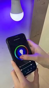 Tuya APP Bluetooth Smart WiFi RGB LED Bulbs Music Sync Dimmable Colourful RGB+CCT E27 LED Lamp For Bedroom Party Decor Lighting