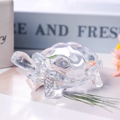 A Crystal Turtle Ornament Mini Turtle Statue Lucky Ornament Suitable for Home Office Desk Decoration Home Decoration