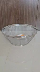 กระชอน ตะกร้ามูกลวด ตะกร้าสแตนเลส 2รุ่น ตาห่าง/ตาถี 25/28/31 ซม. (ตรา TK)