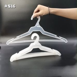 24pcs FUHO 16" Plastic Laundry Hangers #S-16