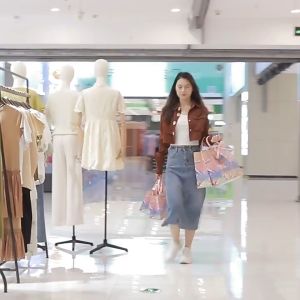 สวย ถุงกระดาษ ลายภาพวาดสีน้ำมัน ถุงของขวัญ ริบบิ้น หูหิ้ว ส่งไว